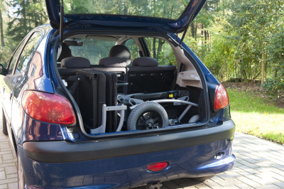 Кресло-коляска Vermeiren Navix с задним электроприводом