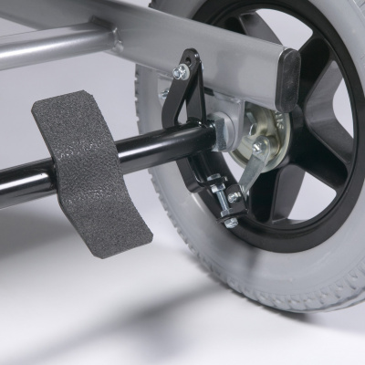 Кресло-коляска инвалидная повышенной комфортности Vermeiren Coraille (со столом)